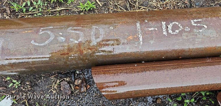 image for item DO2739 Approximately 33 pipes