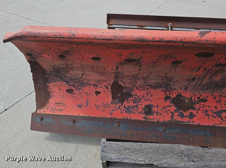 image for item DO2749 78" W skid steer snow pusher