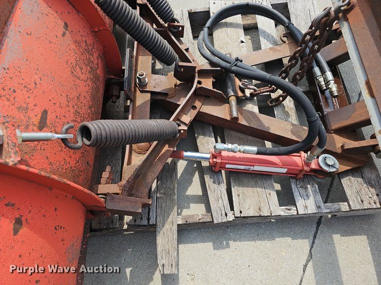 image for item DO2749 78" W skid steer snow pusher