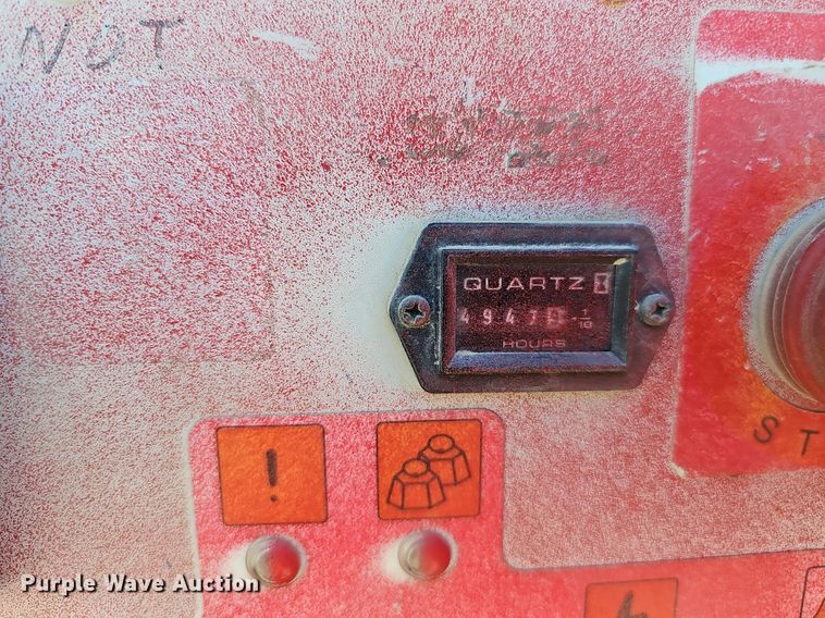 image for item DO2752 2007 Aichi SR18A  boom lift