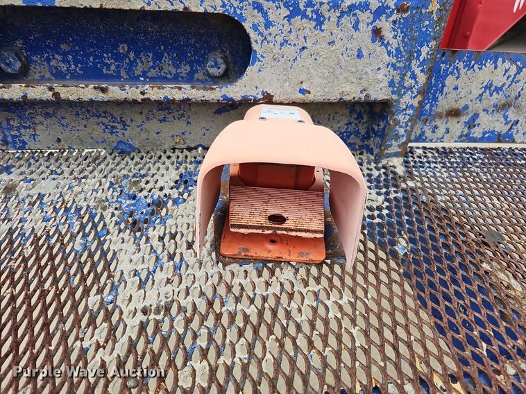 image for item DO2752 2007 Aichi SR18A  boom lift