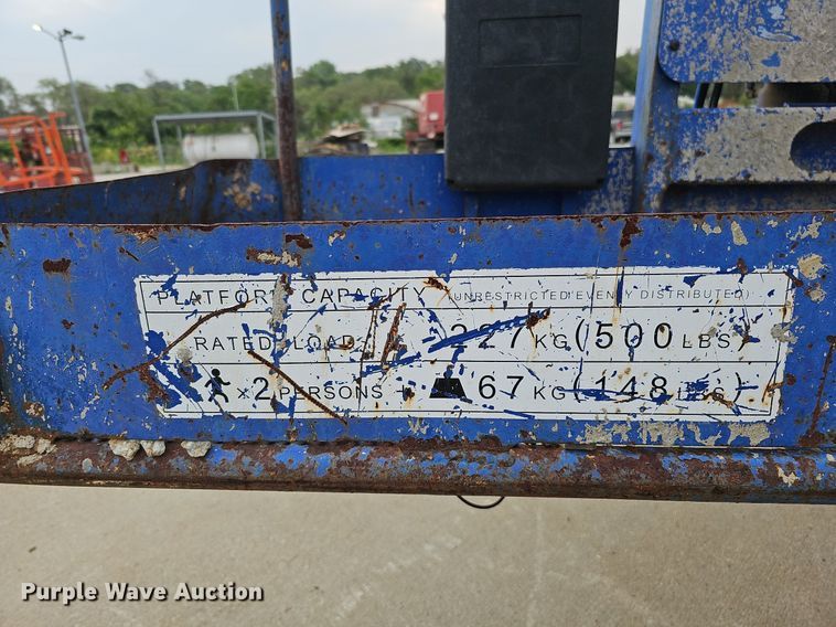 image for item DO2752 2007 Aichi SR18A  boom lift