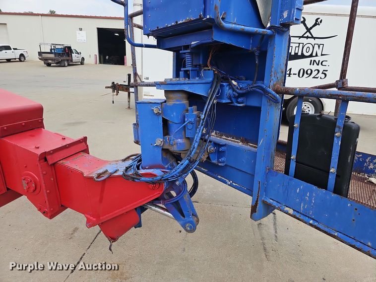 image for item DO2752 2007 Aichi SR18A  boom lift