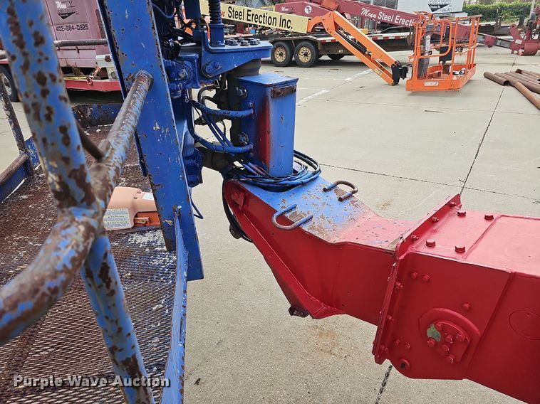 image for item DO2752 2007 Aichi SR18A  boom lift