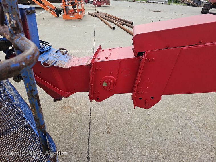 image for item DO2752 2007 Aichi SR18A  boom lift