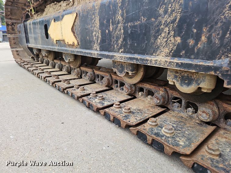 image for item DO2752 2007 Aichi SR18A  boom lift