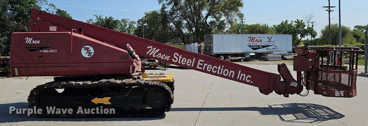 image for item DO2753 1999 Aichi SR182  boom lift