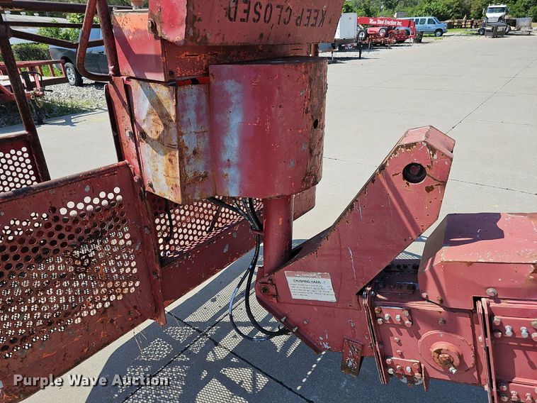 image for item DO2753 1999 Aichi SR182  boom lift