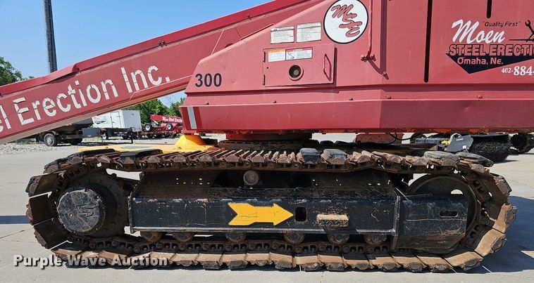 image for item DO2753 1999 Aichi SR182  boom lift