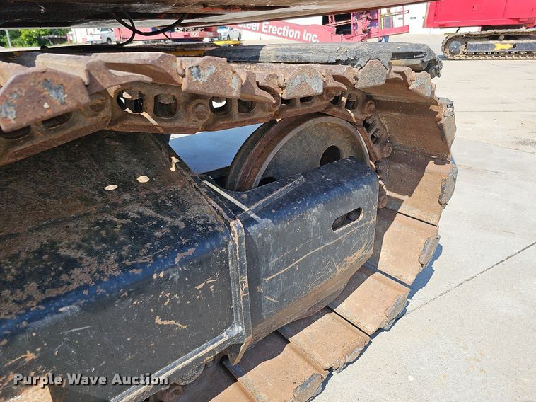 image for item DO2753 1999 Aichi SR182  boom lift