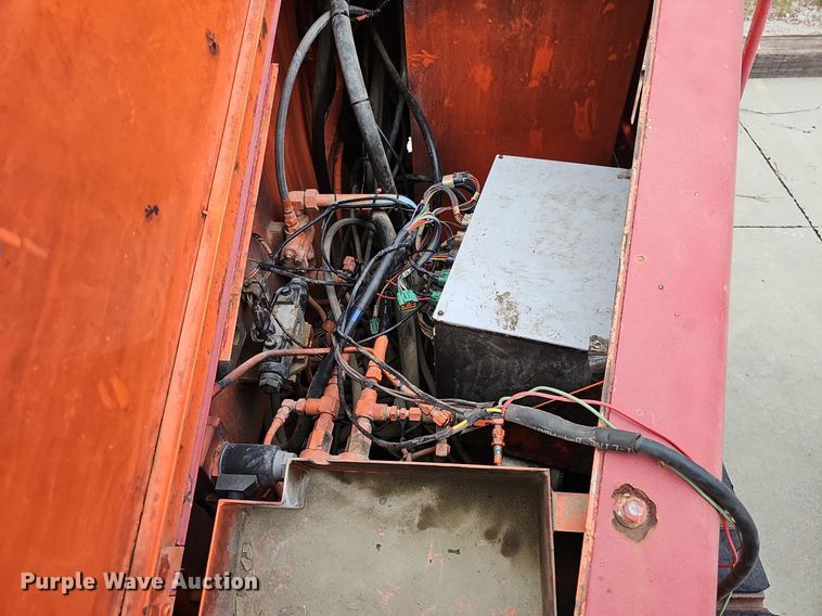 image for item DO2754 Aichi SR210  boom lift