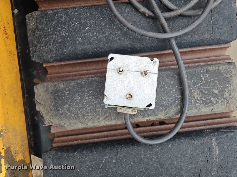 image for item DO2754 Aichi SR210  boom lift