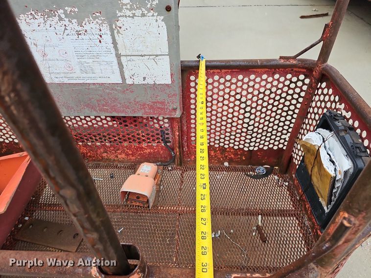 image for item DO2754 Aichi SR210  boom lift