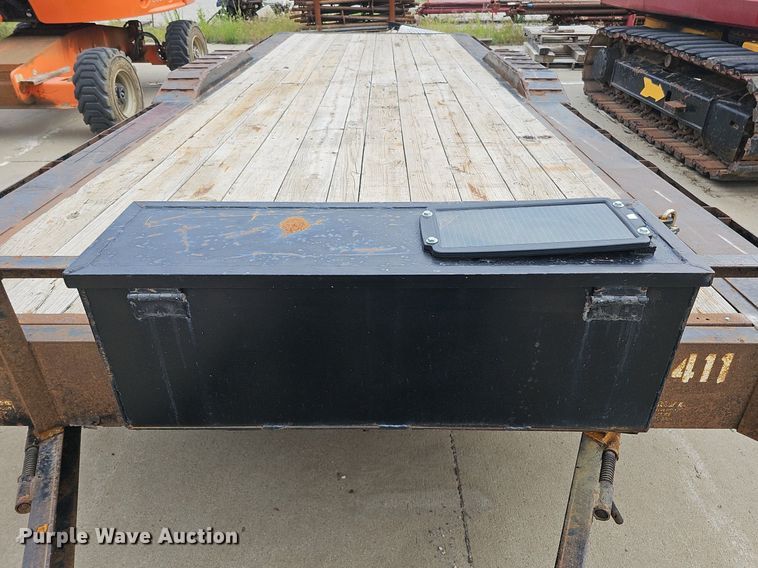 image for item DO2756 2016 H&H Trailers Speed Loader MX  equipment trailer