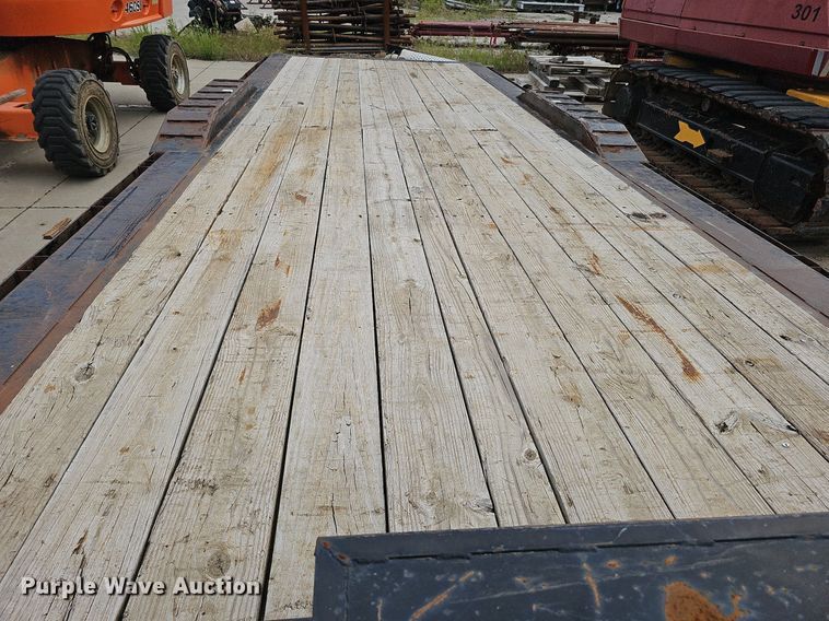 image for item DO2756 2016 H&H Trailers Speed Loader MX  equipment trailer