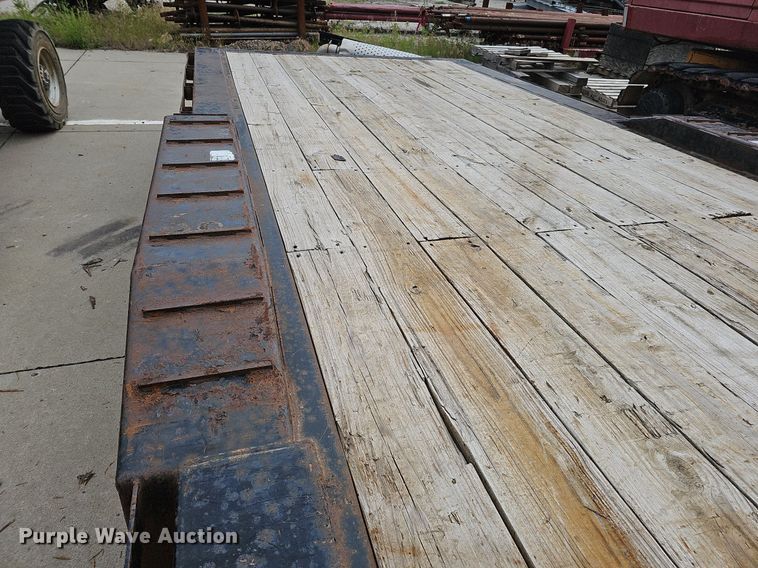 image for item DO2756 2016 H&H Trailers Speed Loader MX  equipment trailer