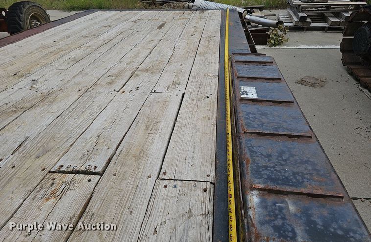 image for item DO2756 2016 H&H Trailers Speed Loader MX  equipment trailer