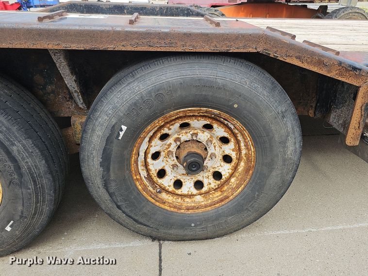 image for item DO2756 2016 H&H Trailers Speed Loader MX  equipment trailer