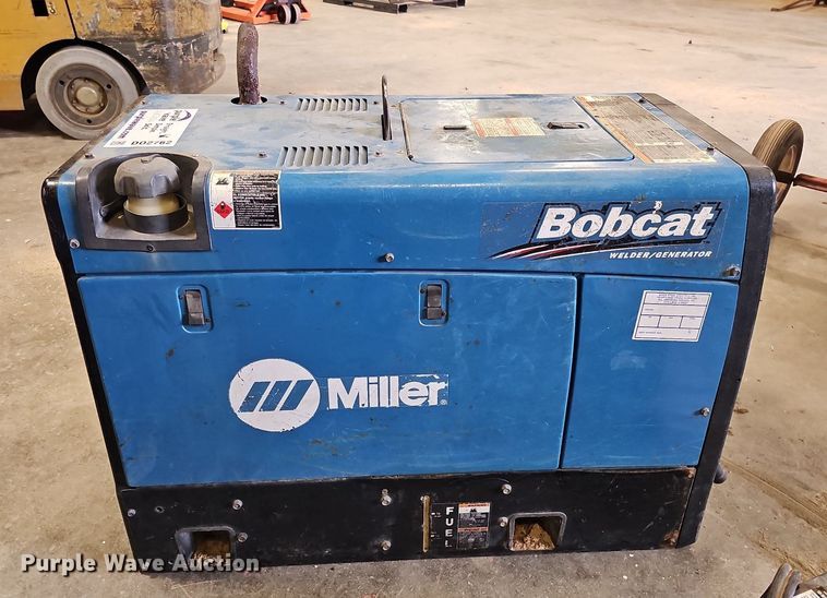 image for item DO2762 Miller Bobcat 250 EFI  welder/generator