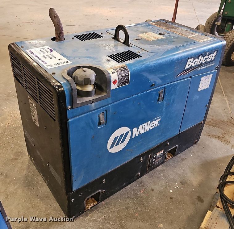 image for item DO2762 Miller Bobcat 250 EFI  welder/generator