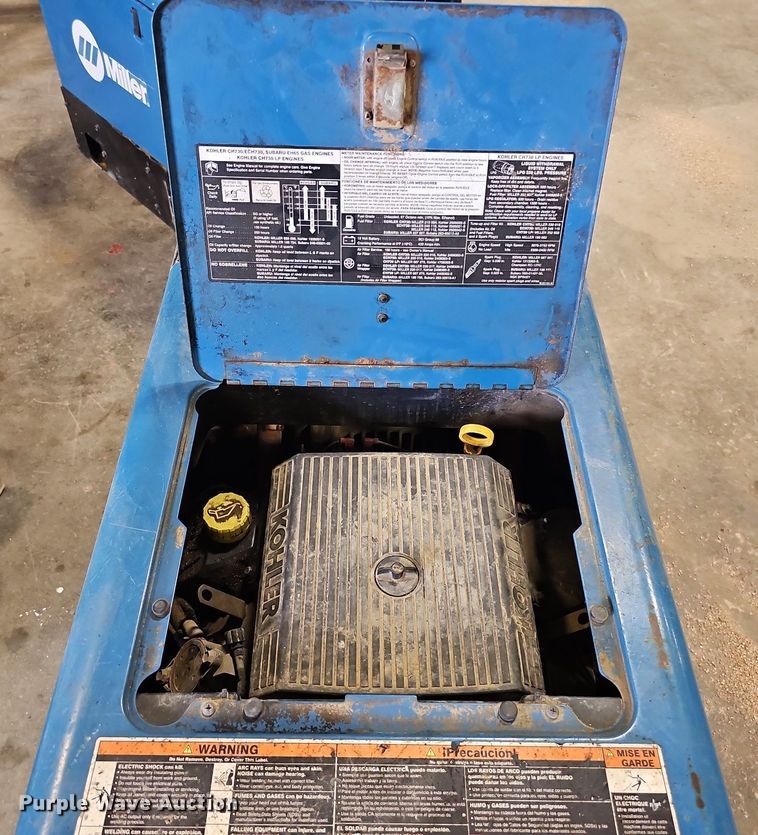 image for item DO2762 Miller Bobcat 250 EFI  welder/generator
