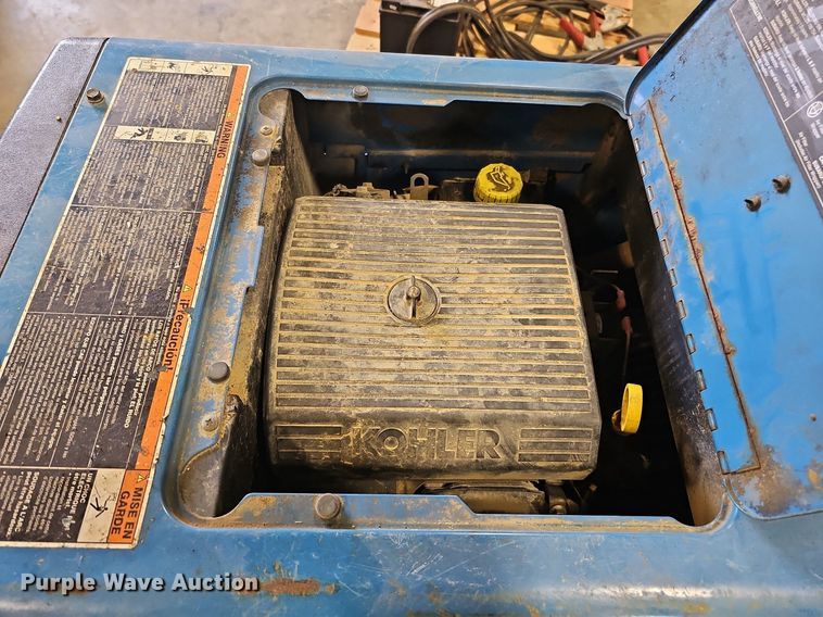 image for item DO2762 Miller Bobcat 250 EFI  welder/generator