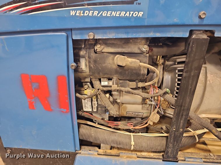 image for item DO2763 Miller Bobcat EFI 250  welder/generator