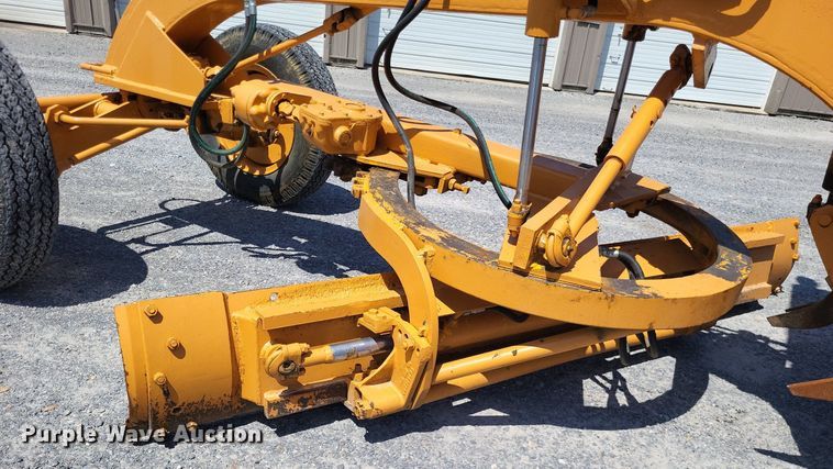 image for item DO3665 Allis Chalmers DD  rigid frame motor grader
