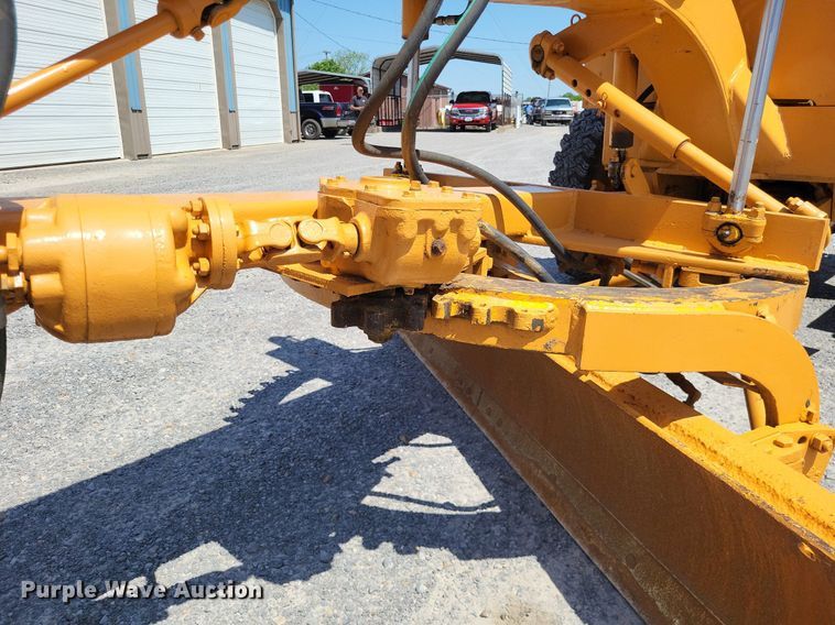 image for item DO3665 Allis Chalmers DD  rigid frame motor grader