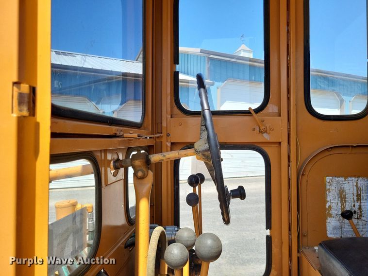 image for item DO3665 Allis Chalmers DD  rigid frame motor grader