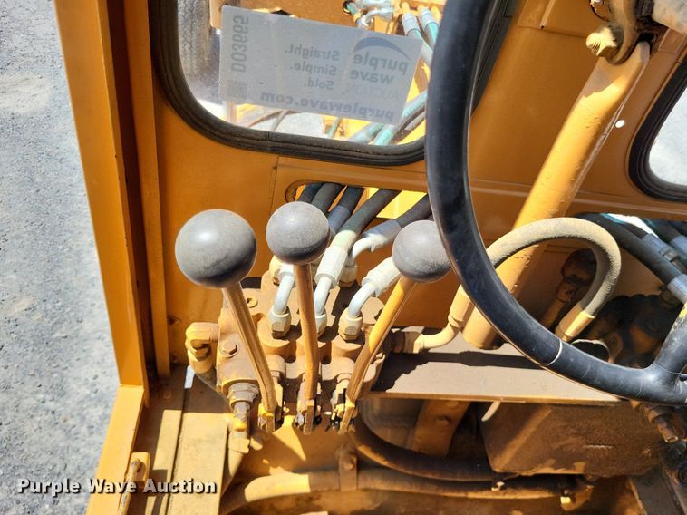 image for item DO3665 Allis Chalmers DD  rigid frame motor grader