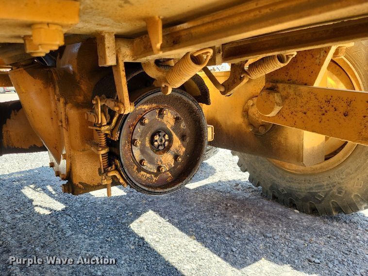 image for item DO3665 Allis Chalmers DD  rigid frame motor grader