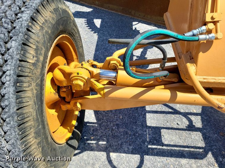 image for item DO3665 Allis Chalmers DD  rigid frame motor grader