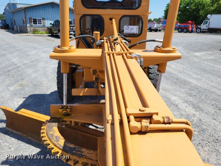 image for item DO3665 Allis Chalmers DD  rigid frame motor grader