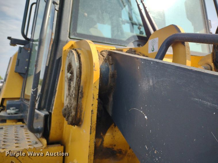 image for item DO5036 2012 John Deere 755k  track loader