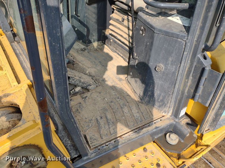 image for item DO5036 2012 John Deere 755k  track loader