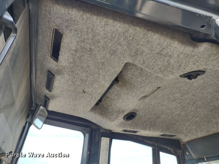 image for item DO5036 2012 John Deere 755k  track loader