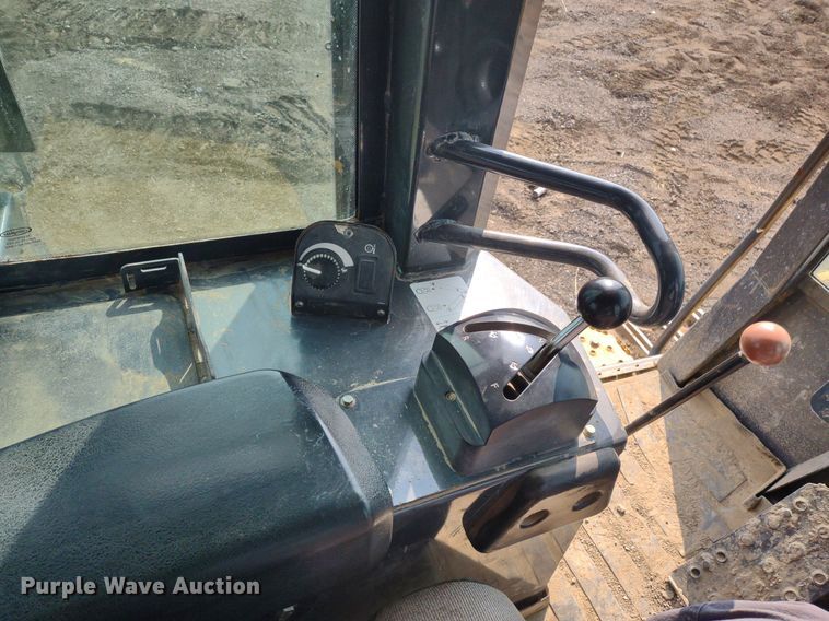 image for item DO5036 2012 John Deere 755k  track loader