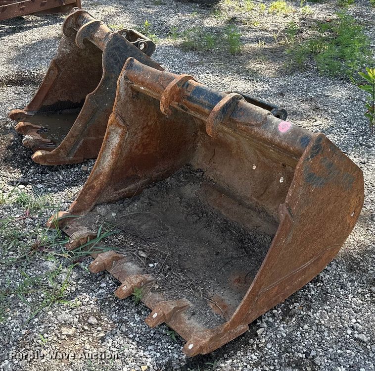 image for item DO5040 (2) Bobcat excavator buckets