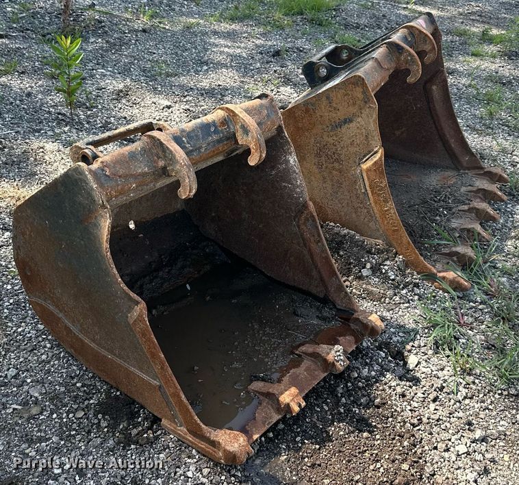 image for item DO5040 (2) Bobcat excavator buckets