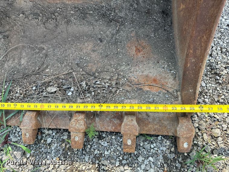 image for item DO5040 (2) Bobcat excavator buckets