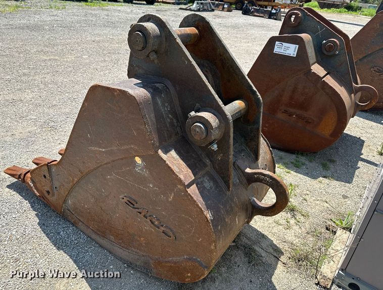 image for item DO5042 (2) Esco excavator buckets