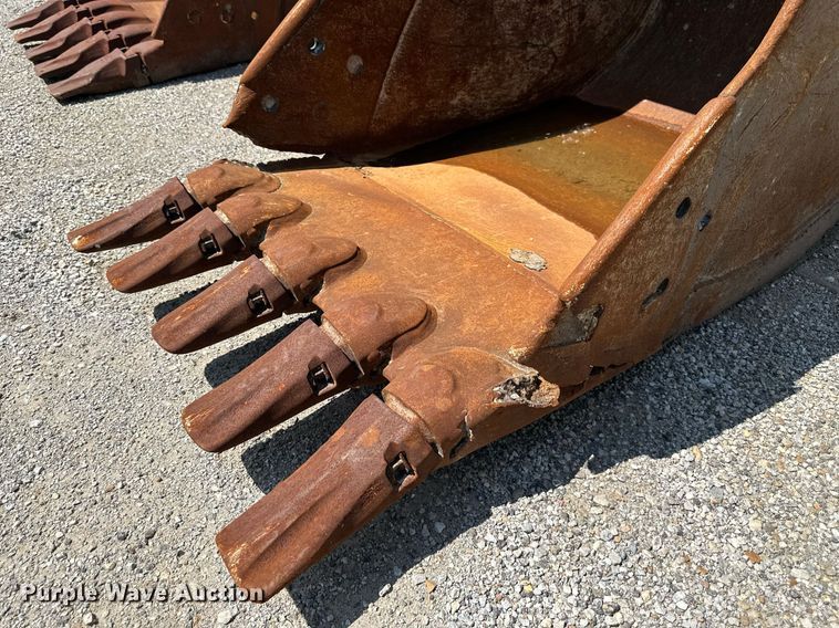 image for item DO5042 (2) Esco excavator buckets