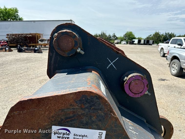 image for item DO5043 Esco  excavator bucket