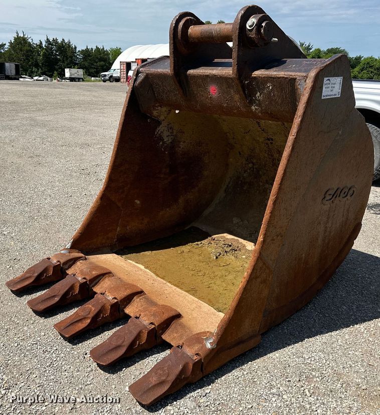 image for item DO5045 Esco  excavator bucket