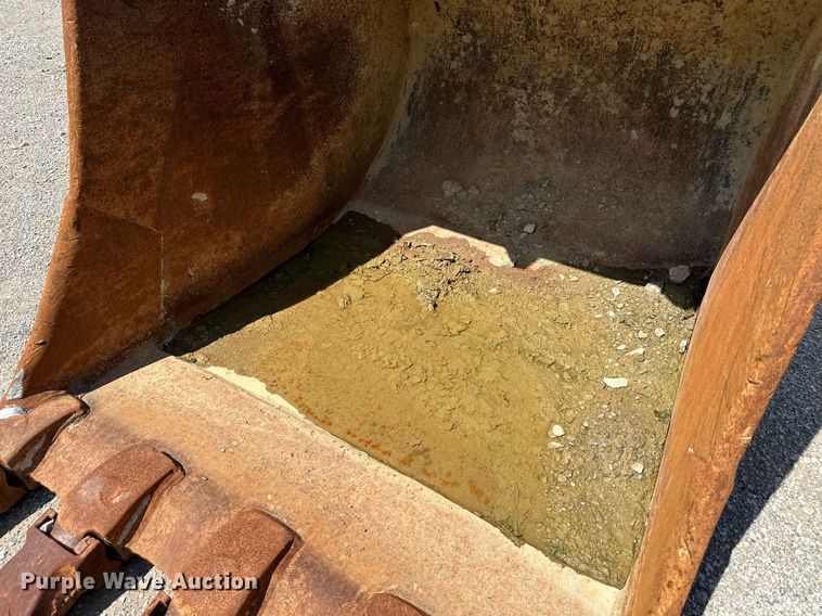 image for item DO5045 Esco  excavator bucket