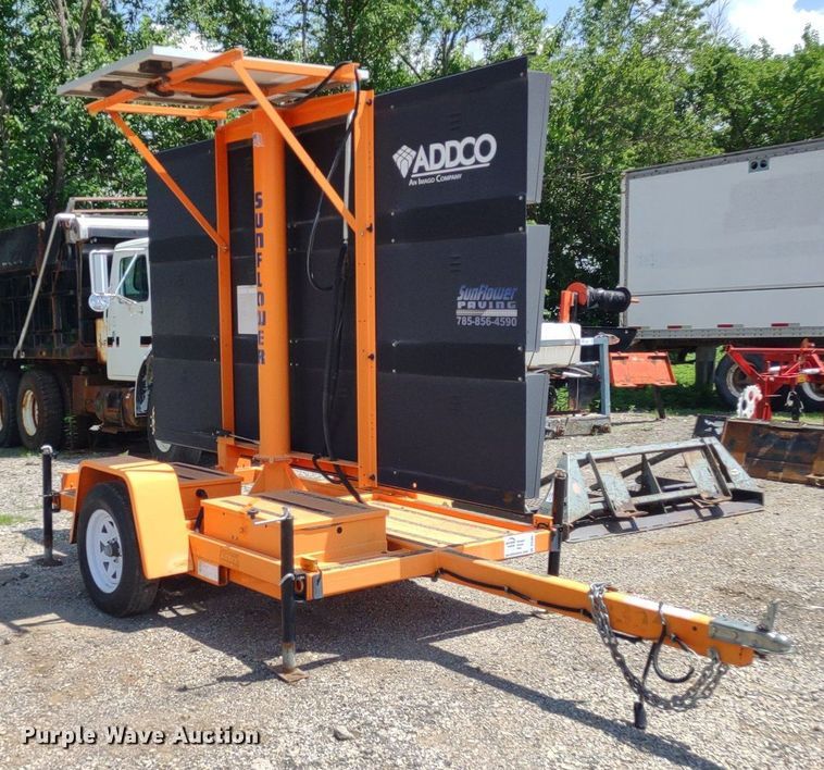 image for item DO5046 2012 Addco  message board trailer