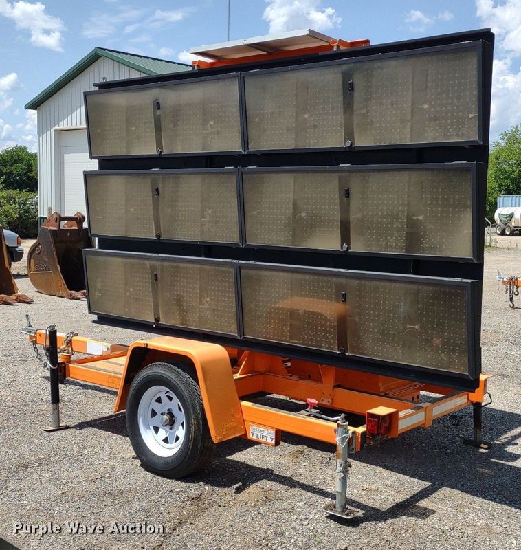 image for item DO5046 2012 Addco  message board trailer