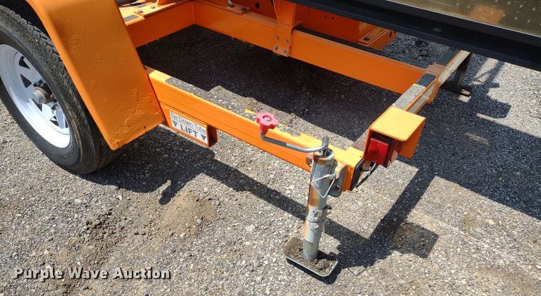 image for item DO5046 2012 Addco  message board trailer