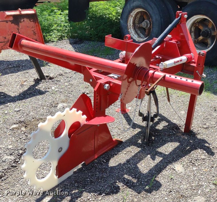 image for item DO5047 Tommy  silt fence plow